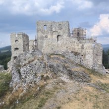 Romantic ruins along in the empire of Váh