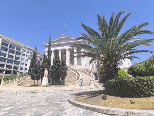 Photo: Ferenc Ocsovai