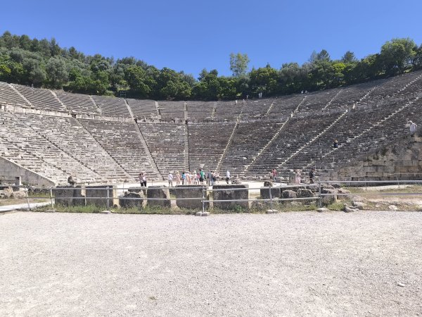 Photo: Ferenc Ocsovai