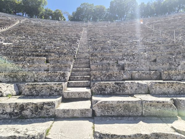 Photo: Ferenc Ocsovai