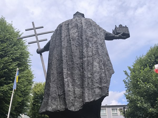 Photo: Ferenc Ocsovai